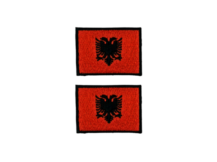 Albania Flag Med Sort Kant 4,5x3cm 2 stk. Pak - Patch Mærke